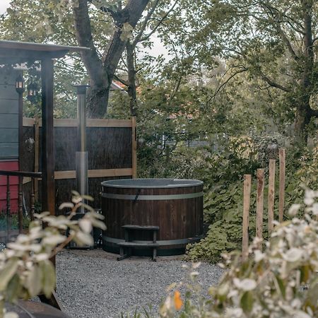 Pipowagen De Zwerveling Aan Zee Villa โอชต์คาเปลเล ภายนอก รูปภาพ