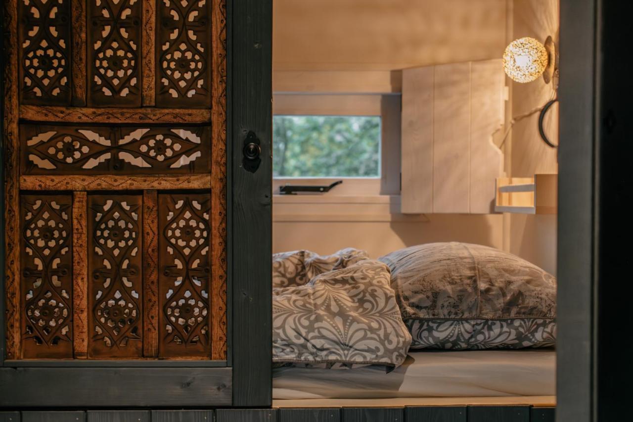 Pipowagen De Zwerveling Aan Zee Villa โอชต์คาเปลเล ภายนอก รูปภาพ