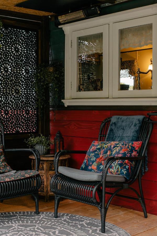 Pipowagen De Zwerveling Aan Zee Villa โอชต์คาเปลเล ภายนอก รูปภาพ